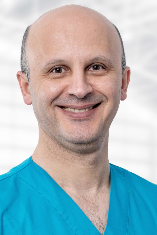 Zahnarzt Kassel ZAB Farzin Firoozi